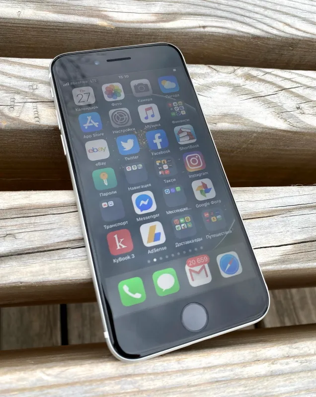 iPhone SE 1 iPhone SE 1