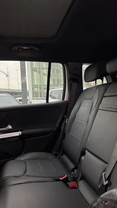 Mercedes benz EQB 300 4 matic 2023 — фото 4