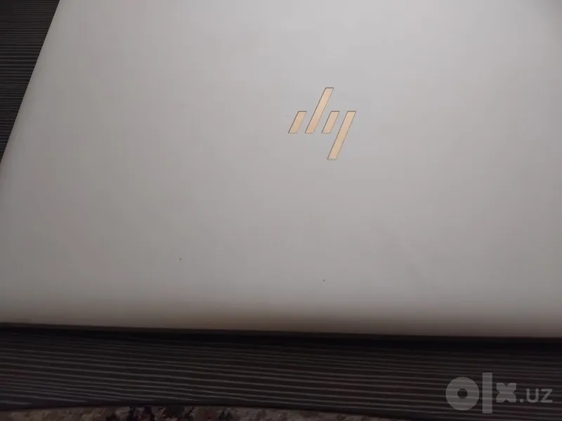 HP EliteBook core i7 1 HP EliteBook core i7 1