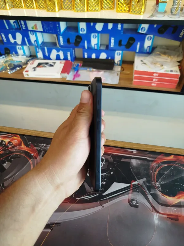 iPhone 15 128 Gb 3