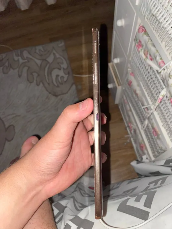 Продам планшет Glaxi Tab 3 5 Продам планшет Glaxi Tab 3 5