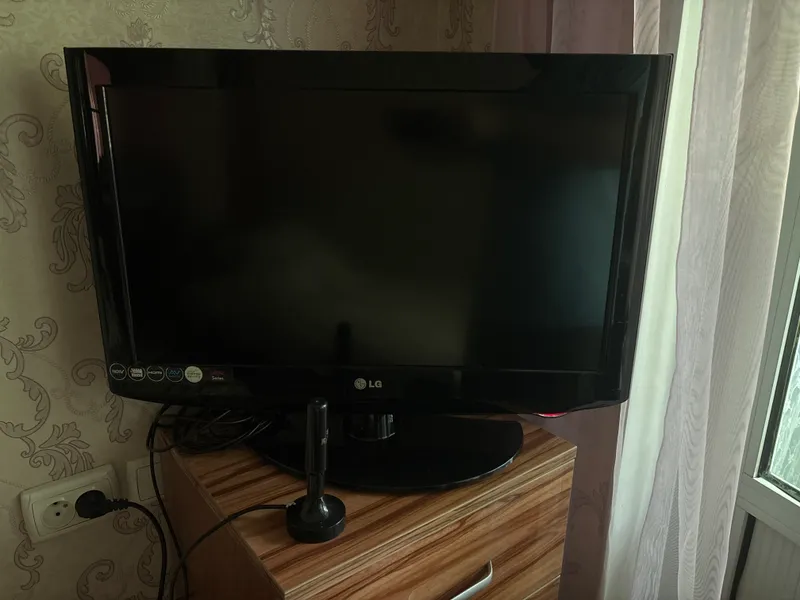 Телевизор