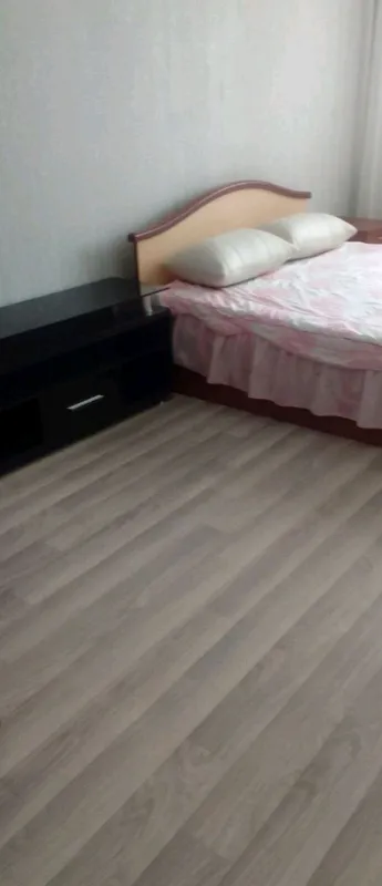 Аренда квартиры в центре 2/7/9 м Ойбек,г Россия — фото 1