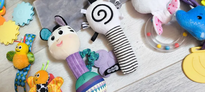 Lamaze Infantino Sozzy Fisher price 4 Lamaze Infantino Sozzy Fisher price 4