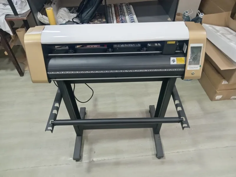 Cutting Plotter yangi 1 Cutting Plotter yangi 1