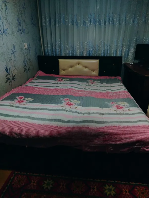 2 kishilik Divan sotiladi