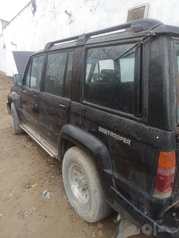 Isuzu Trooper, turbodiesel, hajmi 3,1 l 6 Isuzu Trooper, turbodiesel, hajmi 3,1 l 6