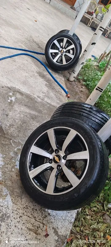 Saka diska sotiladi 195/55R15