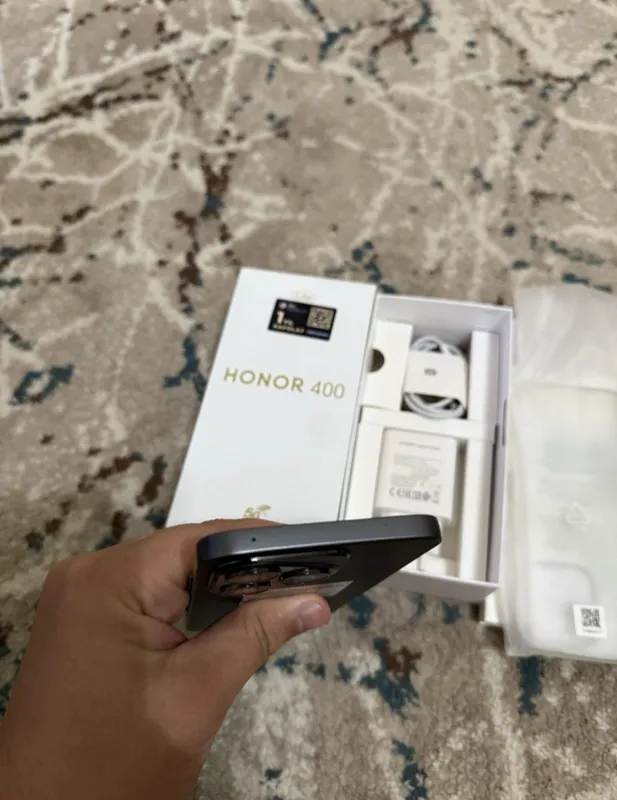 Honor 400 lite 1 Honor 400 lite 1