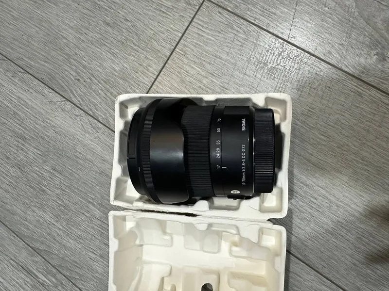 Sigma 17-70 f2.8-4 DC Canon EF 3