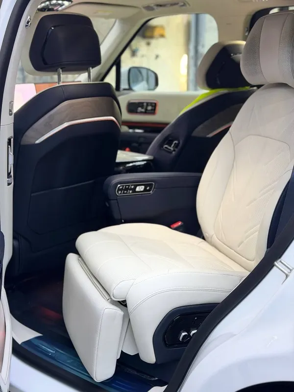 Zeekr 9x 70kw.Srochna Zeekr 9x 70kw sideniya aylanadi full 107.000$ 8