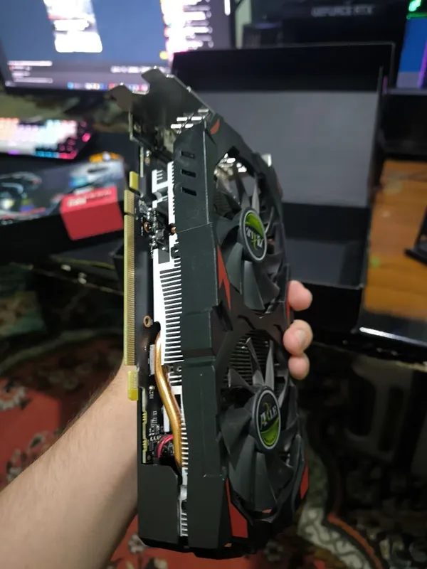 RX 580. 8 GB 2048CP. — фото 7