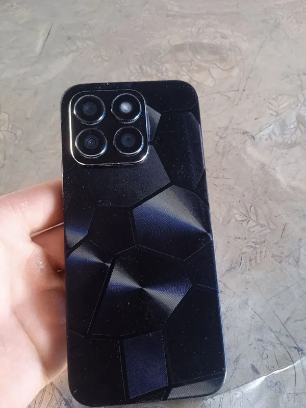 Honor x8b 256 есть 4