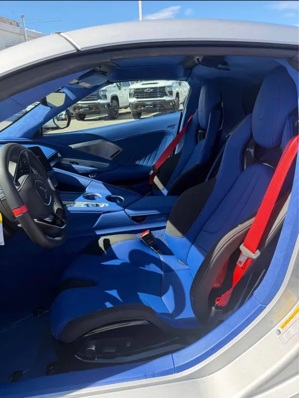 Corvette C8 2027 3 Corvette C8 2027 3
