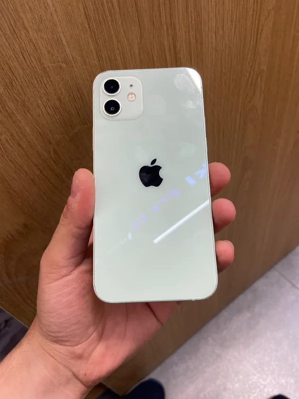 iPhone 12 ideal
