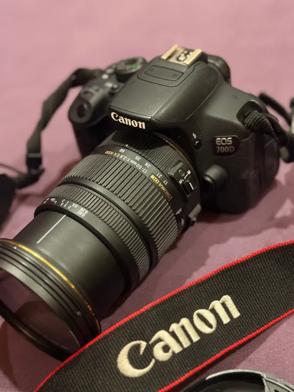 Продаю личный фотоаппарат Canon 700D полупроф 6 Продаю личный фотоаппарат Canon 700D полупроф 6