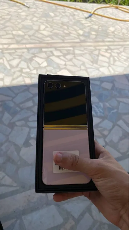 Z flip 5 8/512gb