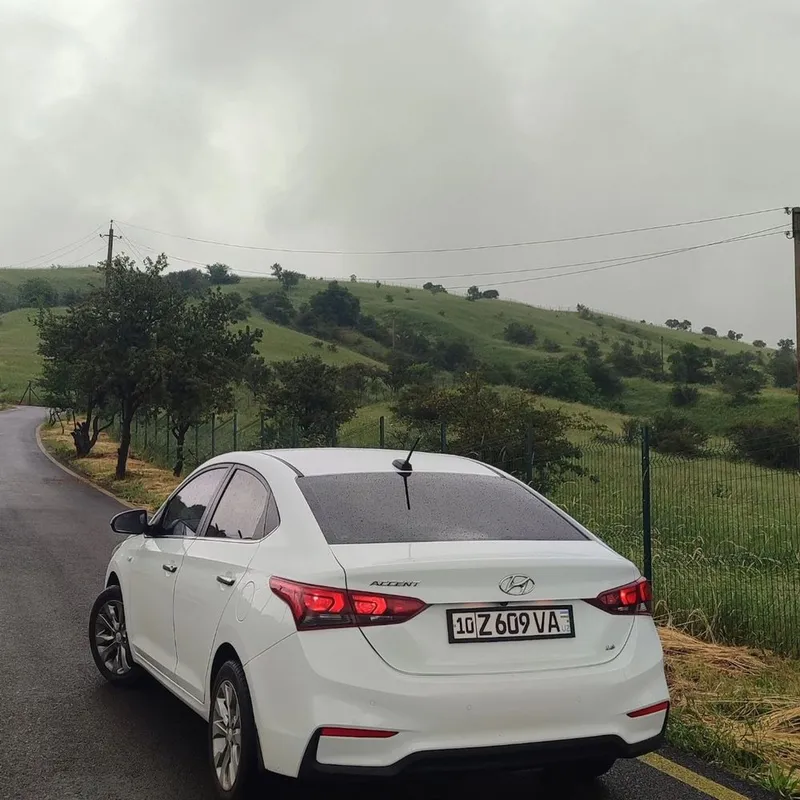 Hyundai accent xolati ideal 2