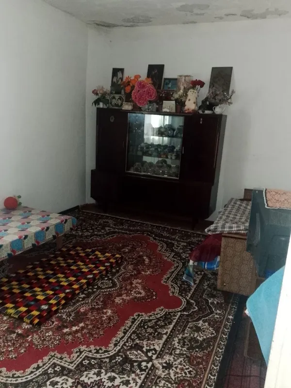 1 хона Уй сотилади бустонлик тумани Газалкентда коронги бозор 4 этажда — фото 1