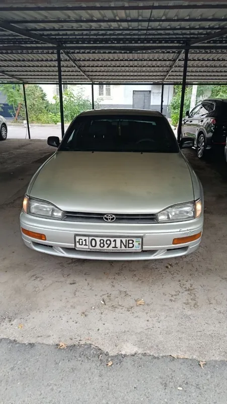 Продаётся TAYOTA CAMRY 10