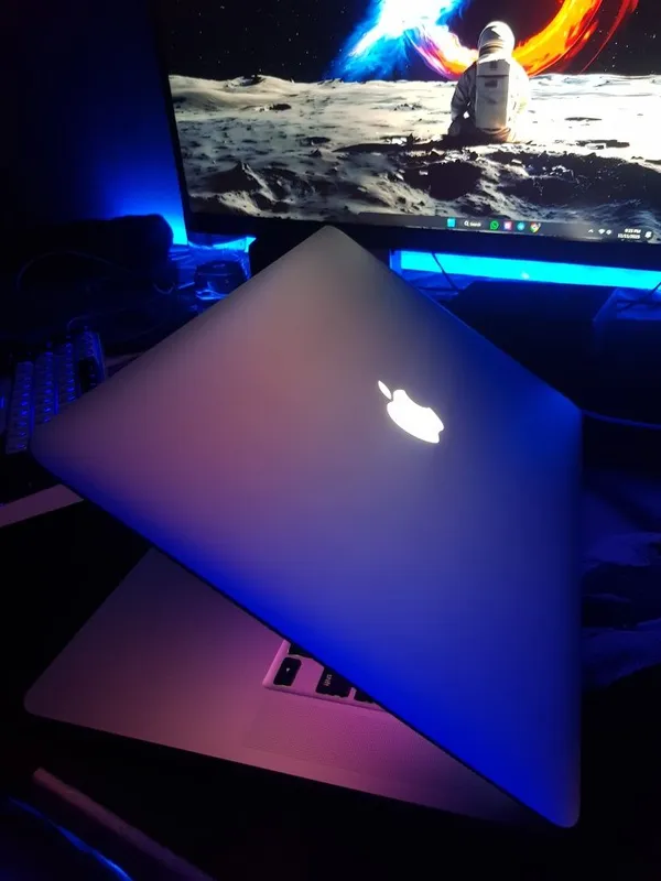 Macbook pro 15 i7 \ 16 \ 256gb — фото 1