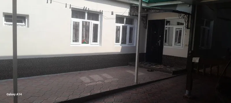 Продаётся 2 этажный коттедж в посёлке Эйвалик Ахангаранском районе 1
