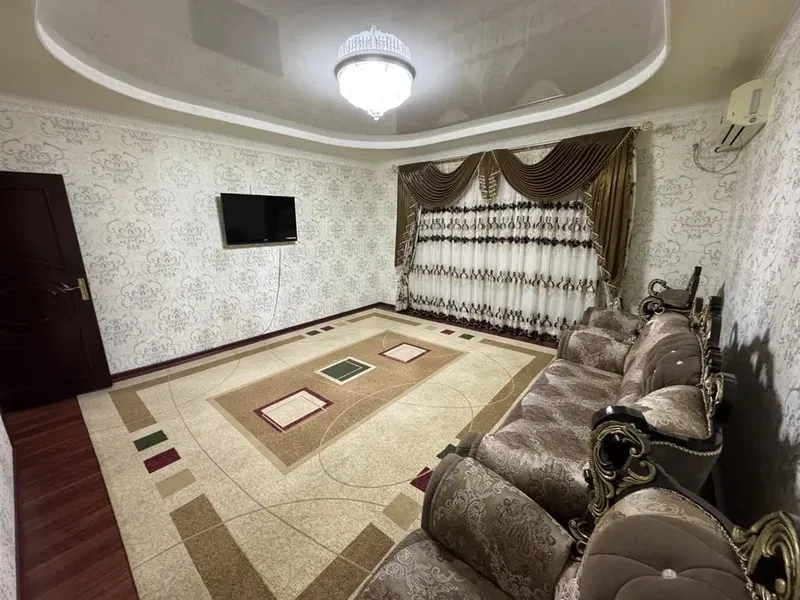Сдам 2-комнатную квартиру, 60 м², 8/9, Шайхантахурский р-н (Себзор, ориентир Ганга) — фото 1