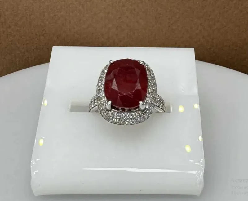 Natural Ruby (натуралний рубин)
