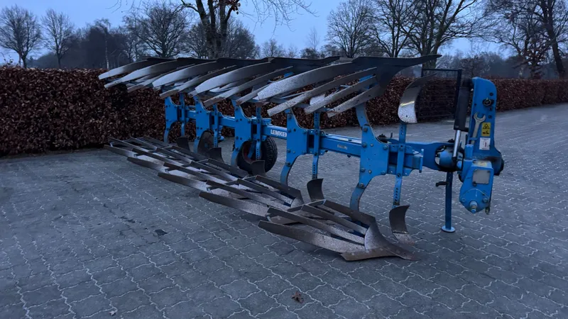 Lemken Europal 7 Case Puma, John Deere, Claas Arion tortadi — фото 5