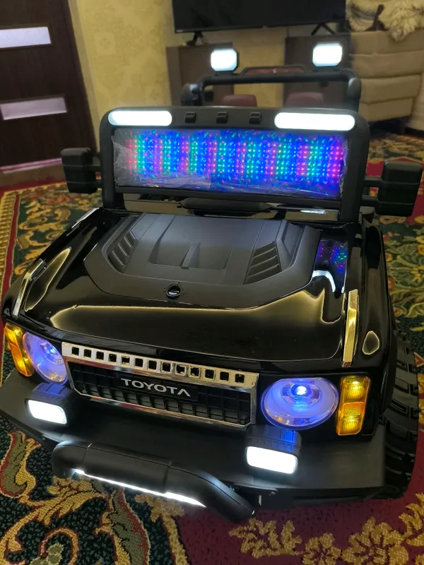 Bolalar uchun Toyota elektroavtomobili 4