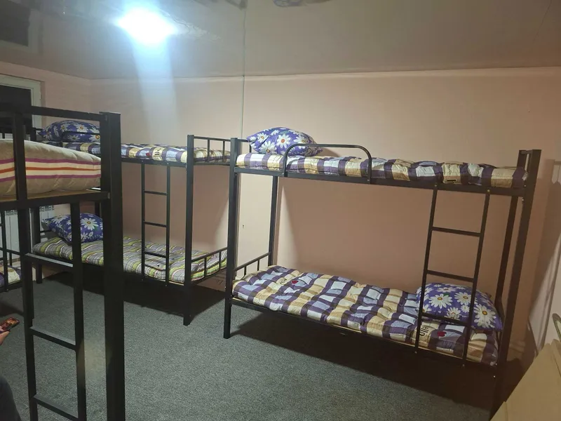 Hostel, kunlik kvartira qizlar uchun xam alohida joy mavjud Hostel, kunlik kvartira qizlar uchun xam alohida joy mavjud