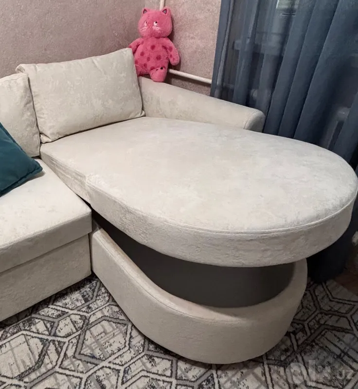 Yangi burchakli yoyiladigan divan 2 Yangi burchakli yoyiladigan divan 2