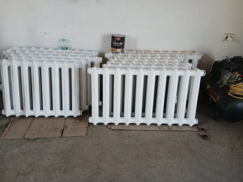 Chugun batareya, radiator, tayyor kraska holatda 2 Chugun batareya, radiator, tayyor kraska holatda 2