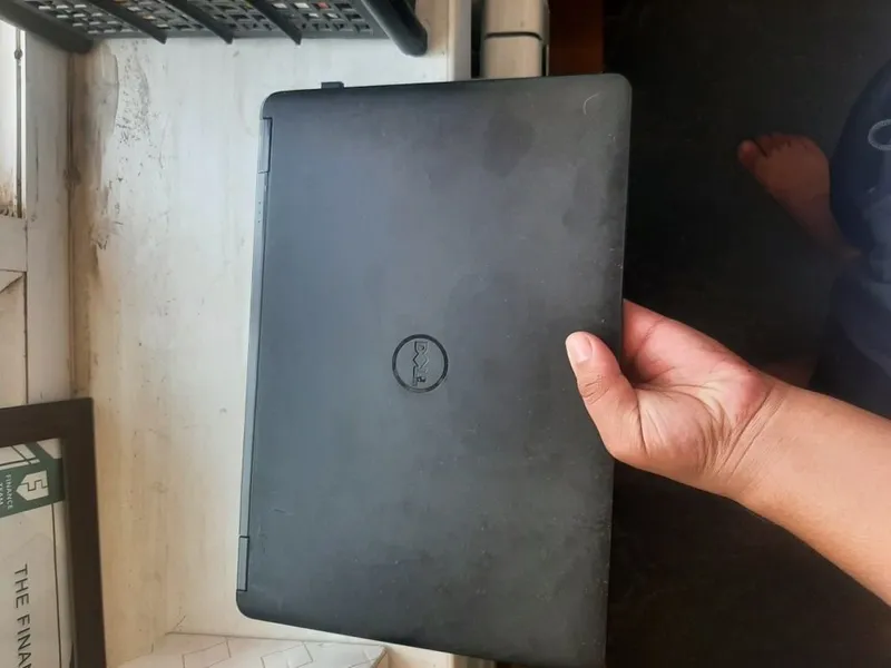 Ноутбук Dell, модель Core i7 1 Ноутбук Dell, модель Core i7 1