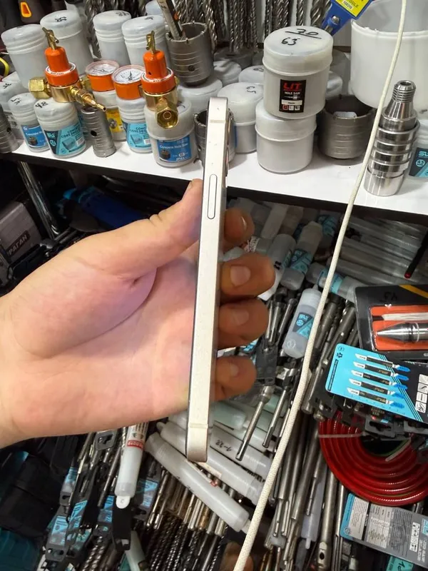 Iphone 12 usta kurmagan 2 Iphone 12 usta kurmagan 2