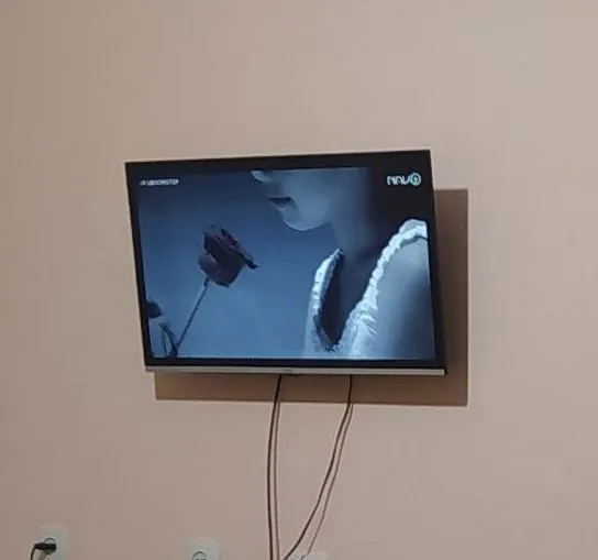 Artel 32 lik televizor
