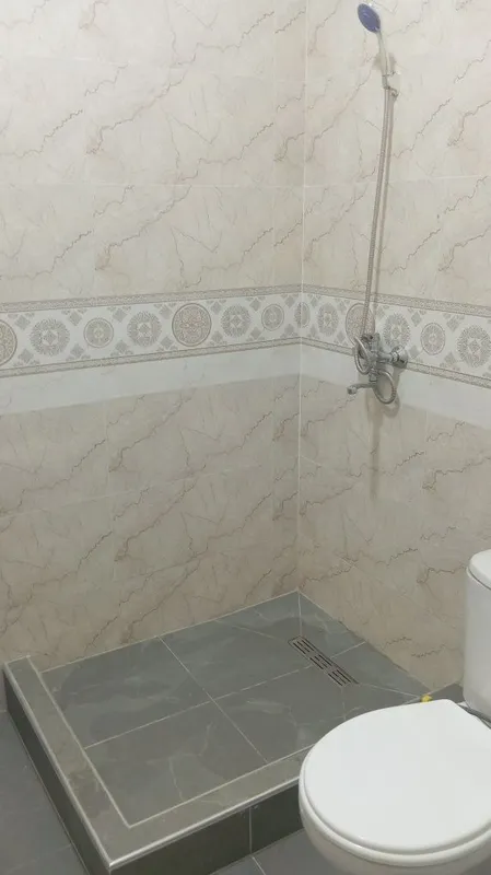 Tosh viloyati Nurafshon shaxardan 2 xonali uy 62 kv