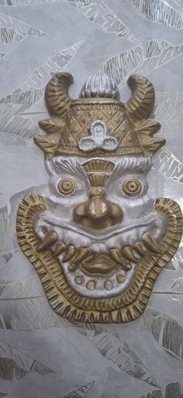 Этническая маска