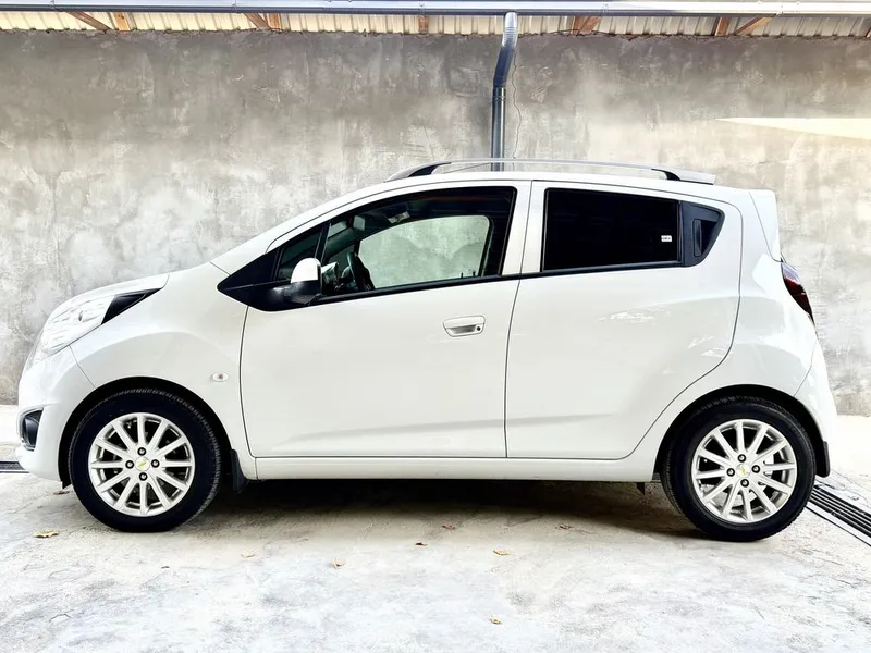SPARK avtomat sotiladi 2 SPARK avtomat sotiladi 2