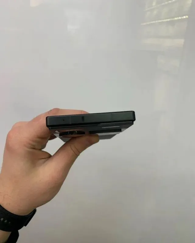Nubia Z60 Ultra 16+12/1tb 4
