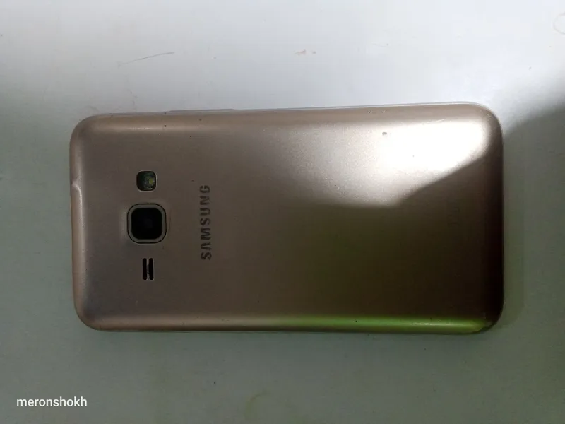 Samsung j1 2016