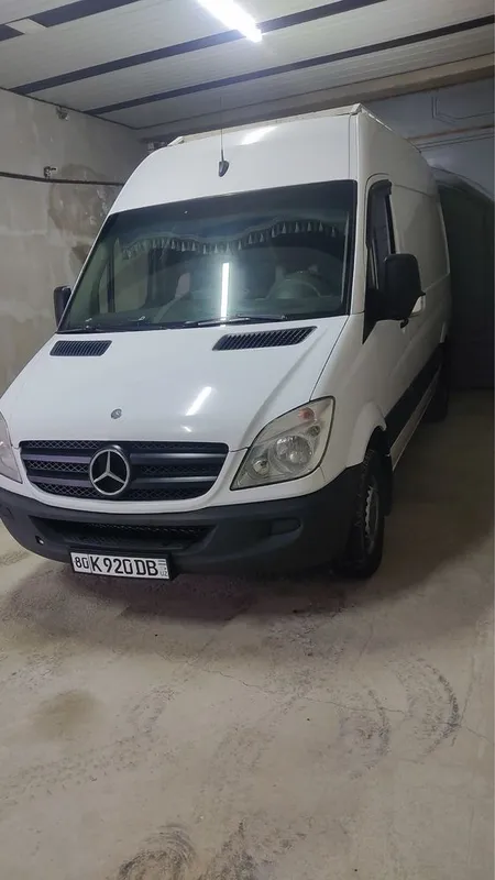 Mers sprinter 112 karobka avtomat 2014