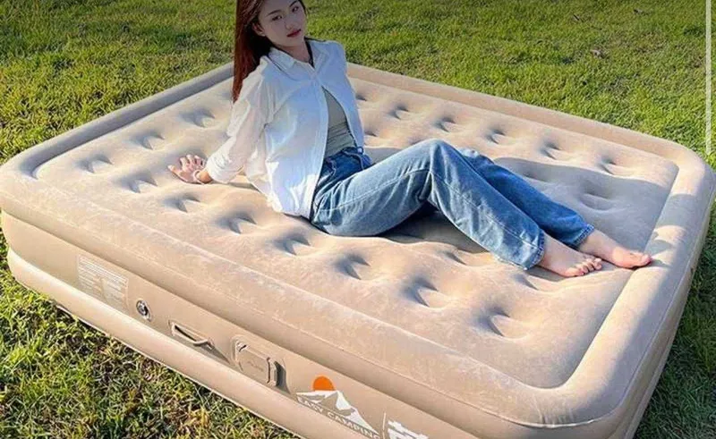 Матрас самонадувающийся Надувная кроват двуспальная с насосом matras — фото 1