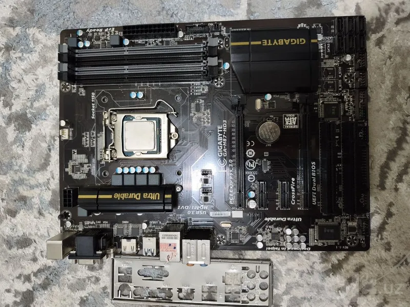 Gigabyte H87+Core i5 1 Gigabyte H87+Core i5 1