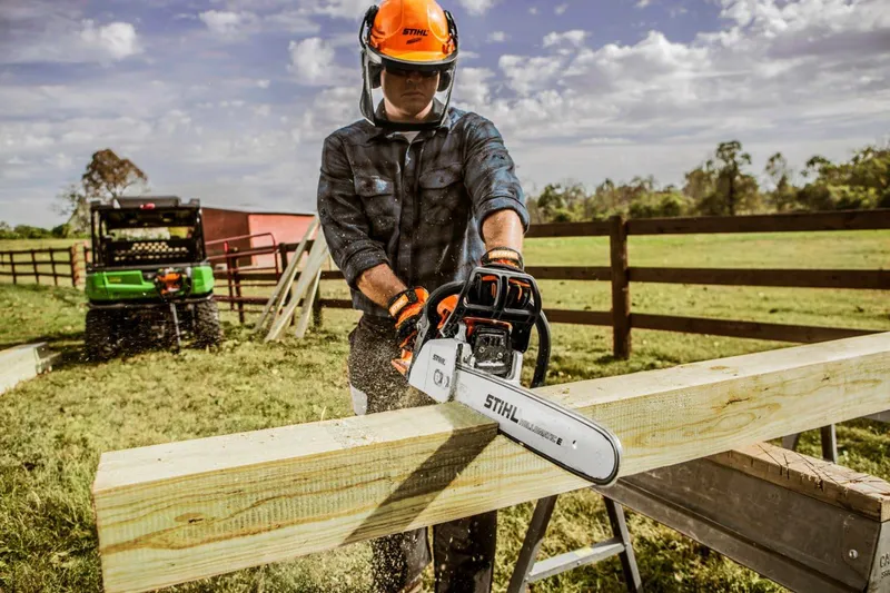 Professional benzin arrasi STIHL MS 250 C 3 Professional benzin arrasi STIHL MS 250 C 3