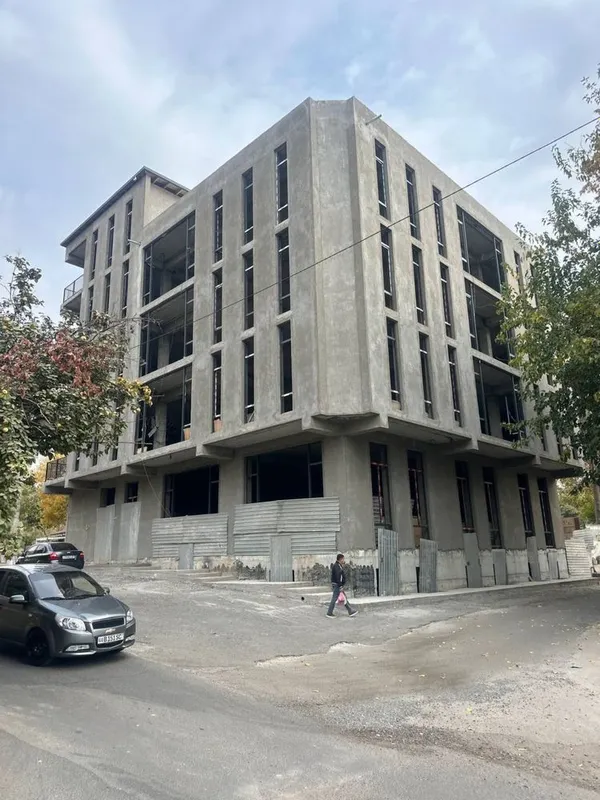 Продается здание 2200кв Каракамыш