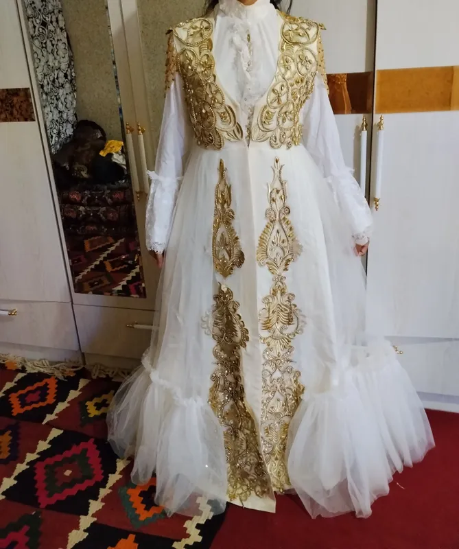 2 marta kelin salomda kiyilgan yangi