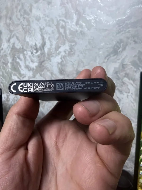 Portativ SSD Samsung T7 1TB 3 Portativ SSD Samsung T7 1TB 3