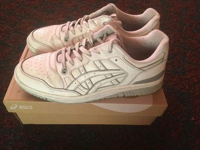 Кроссовка Asics — фото 1