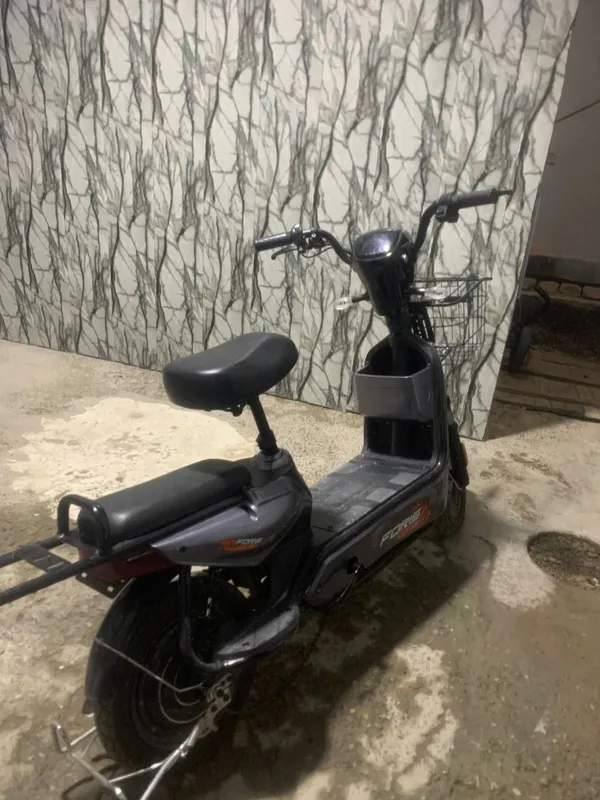 Elektro skuter 660 km prabeg 2 Elektro skuter 660 km prabeg 2